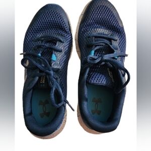 Under Armour Charged Rogue 3 Sneakers - Sz. 5.5 Y